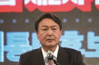 裏切り、内輪もめ、スキャンダル、失言...韓国・大統領選挙の大混乱