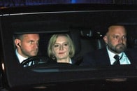 問題はトラスではなく英保守党、このままでは野党転落を免れない