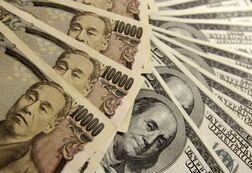 ＮＹ外為市場＝円が対ドル・ユーロで下落、協調介入の円売りけん制効果に注目