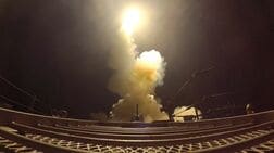 イラン、湾岸の米軍基地攻撃を激化　海峡巡り「重大事案」警告