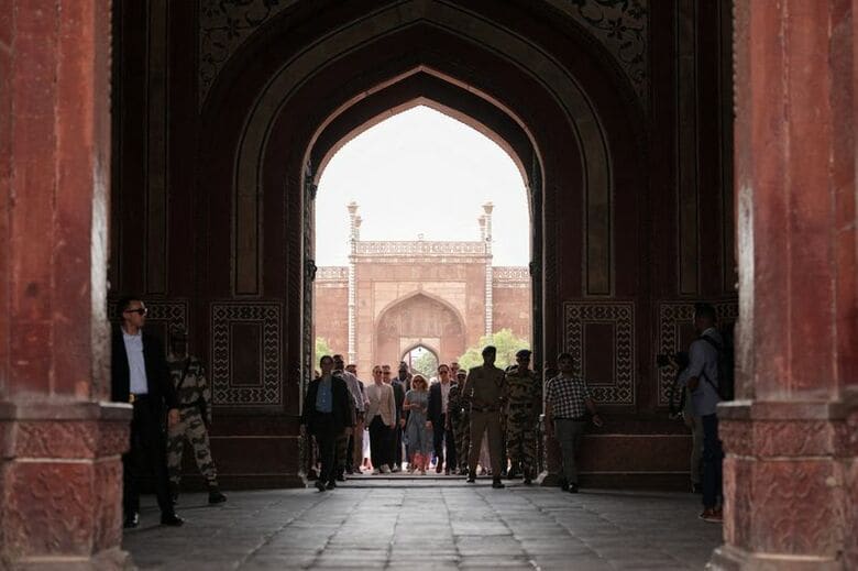 インドのタージ・マハルを訪問したルビオ米国務長官。５月撮影。Julia Demaree Nikhinson/Pool via REUTERS