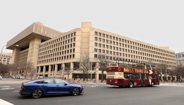 ワシントンのFBI本部。2025年2月撮影。 REUTERS/Kevin Lamarque