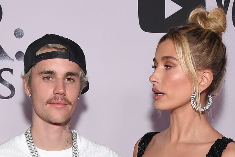 ジャスティン・ビーバーと妻のヘイリー（2020年1月、米ウェストウッド）　DFree-Shutterstock