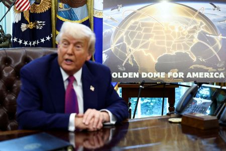写真はミサイル防衛システム「ゴールデンドーム」に関する発表を行ったトランプ米大統領。5月20日、ホワイトハウスで撮影。REUTERS/Kevin Lamarque