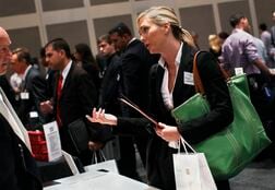 米ＡＤＰ民間雇用、5月12.2万人増　予想上回る