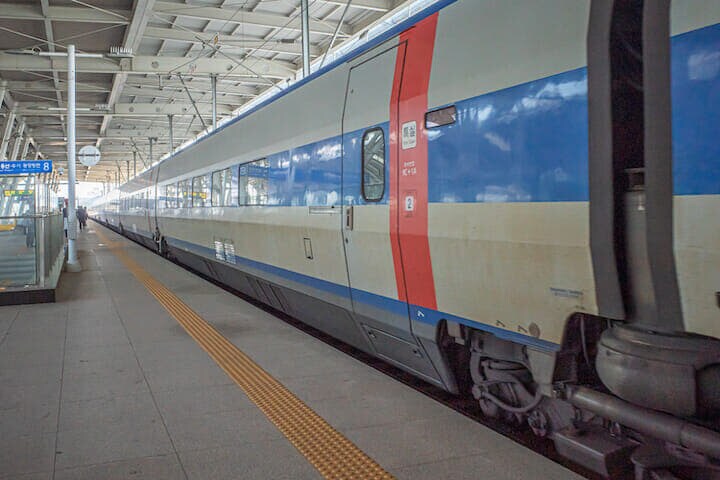 高速鉄道KTXが停車する忠清北道清州市の五松（オソン）駅