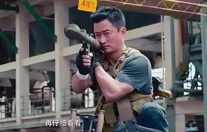 ド派手な戦闘シーンが続く『戦狼２』に映画的な深みはない　Wolf Warrior 2-Official Trailer-YOUTUBE