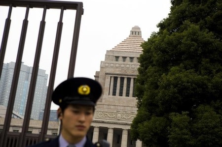 　３月２８日、一般会計総額９７兆７１２８億円に上る２０１８年度当初予算は２８日の参院本会議で成立した。２０１４年１１月撮影（２０１８年　ロイター/Thomas Peter）