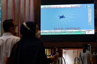 中国軍、軍事演習で台湾周辺海域に複数発の弾道ミサイル