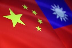 台湾軍事演習は「無駄な茶番」、中国国防省が指摘