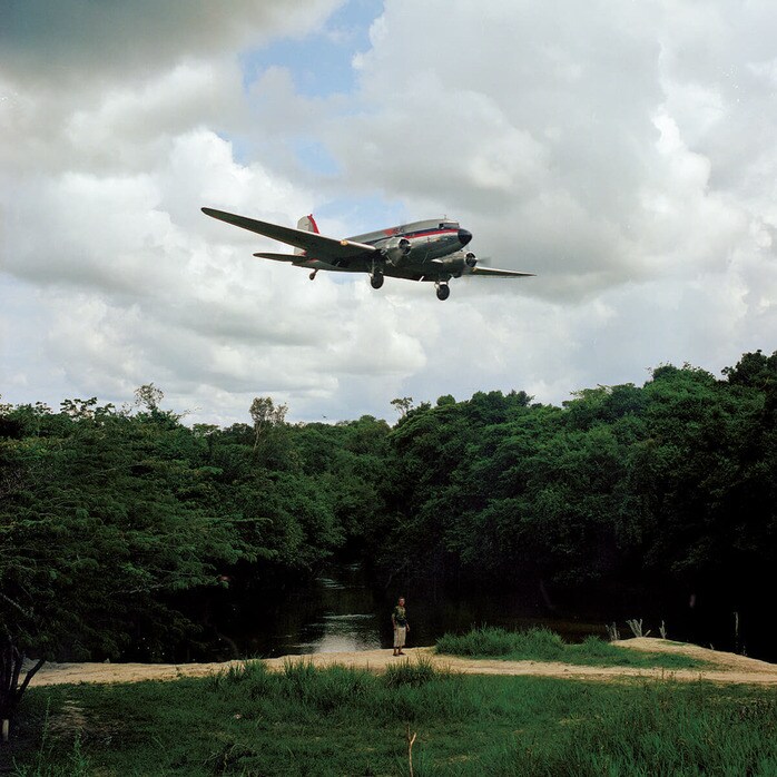 写真特集】現役80年の伝説の翼 ダグラスDC-3機が担うアマゾンの命綱