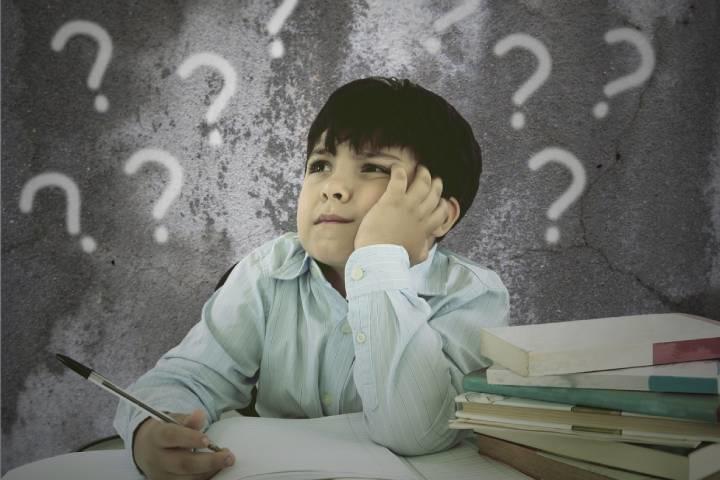 「勉強が苦手！」という英語ネイティブの子どもに共通するのが「本への抵抗感が強いこと」　castillodominici-iStock