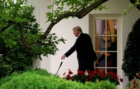 　５月１６日、トランプ米大統領は、公約に掲げているメキシコ国境沿いの壁建設を巡り、建設費全額を手当てする資金を近く議会に要請する考えを明らかにした（２０１８年　ロイター／Kevin Lamarque）