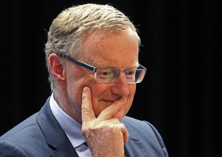 　３月１１日、オーストラリア準備銀行（中央銀行、ＲＢＡ）のロウ総裁は、最近の世界的なコモディティー（商品）価格高騰によりインフレが押し上げられることを考慮すると、借り手は今年の金利上昇に備えることが妥当だとの見解を示した。２０１９年９月撮影（２０２２年　ロイター／Jonathan Barrett）