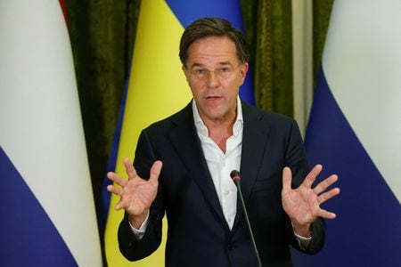 オランダ政府は、消費者保護の一環として２０２３年１月１日からエネルギー価格に上限を設ける方針。オランダ国営放送ＮＯＳが報じた。７月１１日撮影（２０２２年　ロイター/Valentyn Ogirenko）