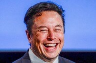 イーロン・マスク「サブスクで認証バッジ」をパクったフェイスブックに爆笑