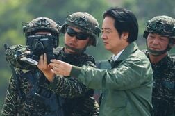 台湾総統、沿岸攻撃訓練を視察　年次軍事演習で