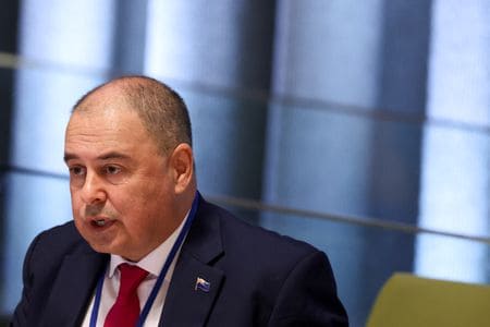 太平洋の島しょ国やオーストラリアなど１８カ国で構成する太平洋諸島フォーラム（ＰＩＦ）首脳会議は最終日の３０日、加盟国が警察官を増員し、危機発生時に域外国・地域に頼る必要性を低下させる計画を承認した。写真はクック諸島のブラウン首相。ニューヨークで２０２３年９月撮影（２０２４年　ロイター／Caitlin Ochs）