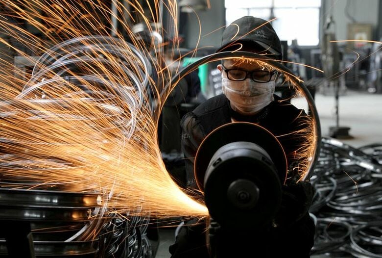 中国浙江省杭州市のスポーツ用品製造工場。2019年9月2日撮影。China Daily提供。REUTERS