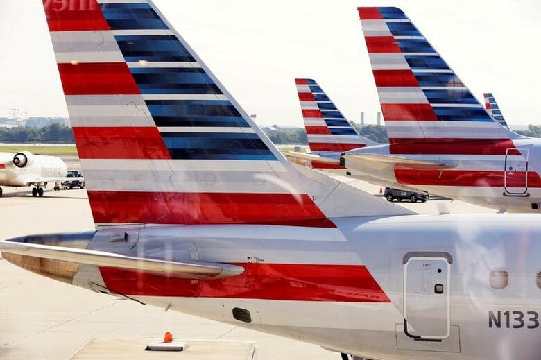 ７月２４日、米アメリカン航空グループは、ウェブサイトでの台湾に関する表記を変更したことを確認した。中国の要請を受けた対応。写真はアメリカン航空機。２０１６年８月にワシントンで撮影(２０１８年　ロイター／Joshua Roberts)
