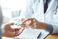 薬の飲み忘れを防ぐ、驚きの新送薬システムとは？