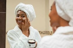 肌のコラーゲンを知らずに破壊している５つのNG習慣