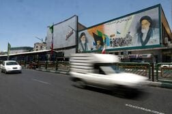 英仏独伊、対イラン制裁解除の用意　核計画巡る措置と引き換え