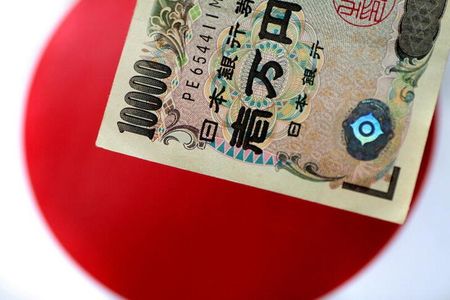 　６月１０日、日銀が発表した５月の貸出・預金動向によると、銀行・信金計の貸出平均残高は前年比３．０％増の６２０兆１０６１億円だった。写真は２０１７年６月撮影（２０２４年　ロイター/Thomas White）