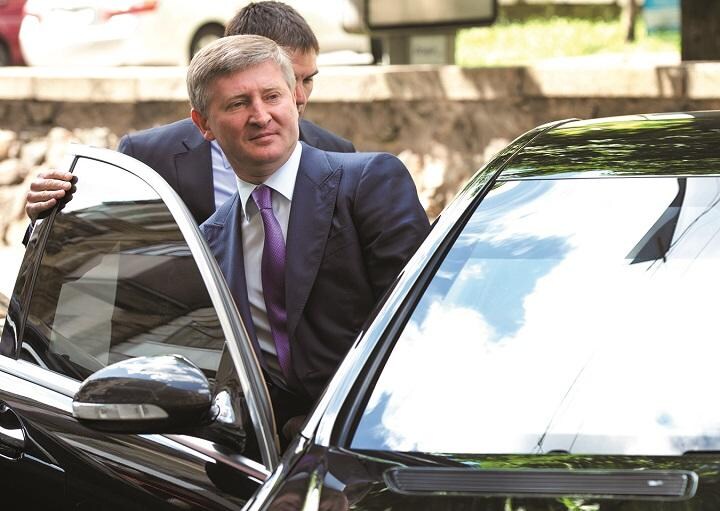 渦中の製鉄所を所有するアフメートフのもくろみは？ BERND VON JUTRCZENKAーPICTURE ALLIANCE／GETTY IMAGES