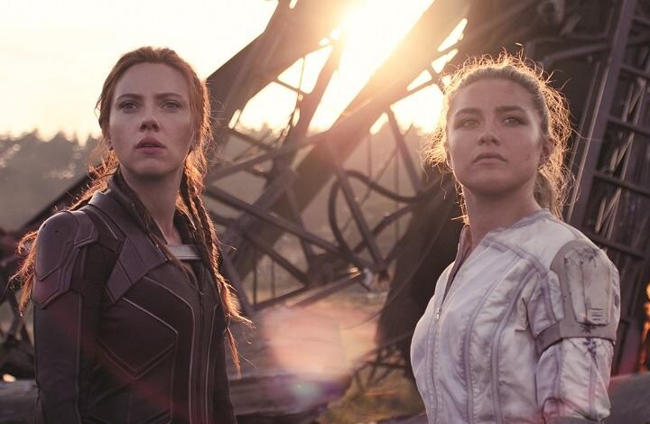 姉妹役を演じるヨハンソン（左）とピュー（右）の絡みも見どころ　MARVEL STUDIOSｰSLATE