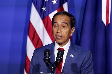 インドネシアのジョコ大統領は１６日、米国が主導する新経済圏構想「インド太平洋経済枠組み（ＩＰＥＦ）」が貿易分野で合意に至らなかったことを受け、２０２４年に貿易交渉をまとめることに取り組むと表明した。サンフランシスコで１６日撮影（２０２３年　ロイター／BRITTANY HOSEA-SMALL）