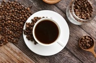 朝1杯の「バターコーヒー」だけで空腹感が満たされる理由...「バイオハッキング」とは何か？