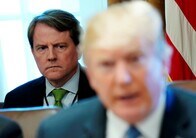 ホワイトハウス法律顧問退任へ　ロシア疑惑捜査協力でトランプと関係悪化