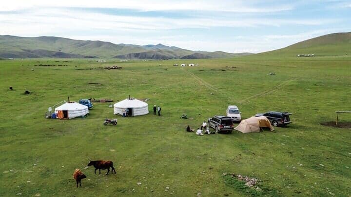 オルホン川流域にある遊牧民の住まい