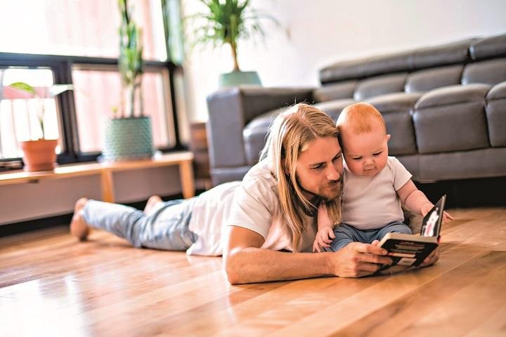 驚いたり喜んだり、絵本の扉の奥に広がる未知の世界を親子で旅しよう　LOPOLO／SHUTTERSTOCK