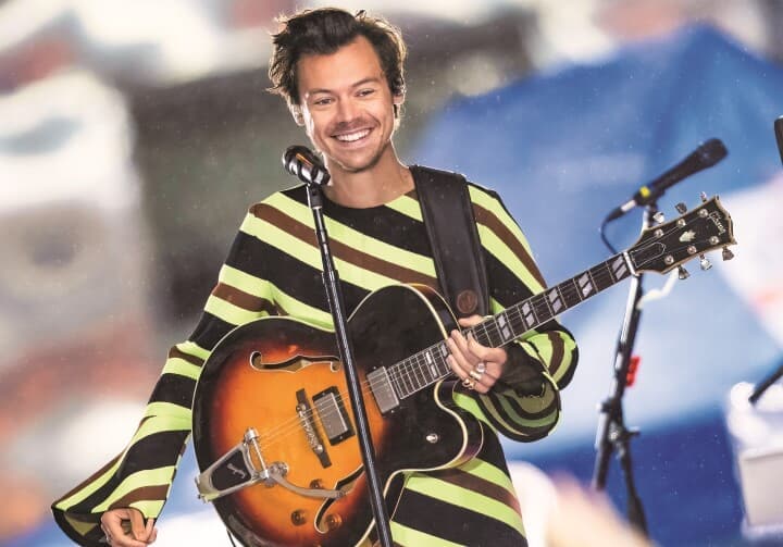 スカートをはいたりネイルをしたりと、ファッションも突き抜けた感があるハリー　GILBERT CARRASQUILLOｰGC IMAGES/GETTY IMAGES