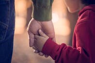 幼児は新型コロナウイルスの最強の運び屋だった？──米研究