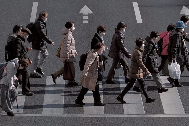 急速に進む日本の人口減少を解決するのは容易ではなさそうだ　KORIYAMAｰBLOOMBERG/GETTY IMAGES