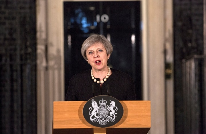 英国会議事堂襲撃後、不屈の精神を訴えるメイ首相（3月22日）　Richard Pohle-REUTERS