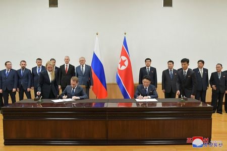 　ロシアと北朝鮮の高官が１１月１５日、平壌で会談し、両国首脳による９月の合意を受けた経済、科学技術分野での協力拡大について協議した。北朝鮮国営の朝鮮中央通信（ＫＣＮＡ）が１６日報じた。１６日、平壌で撮影されたＫＣＮＡ提供写真（２０２３年　ロイター）