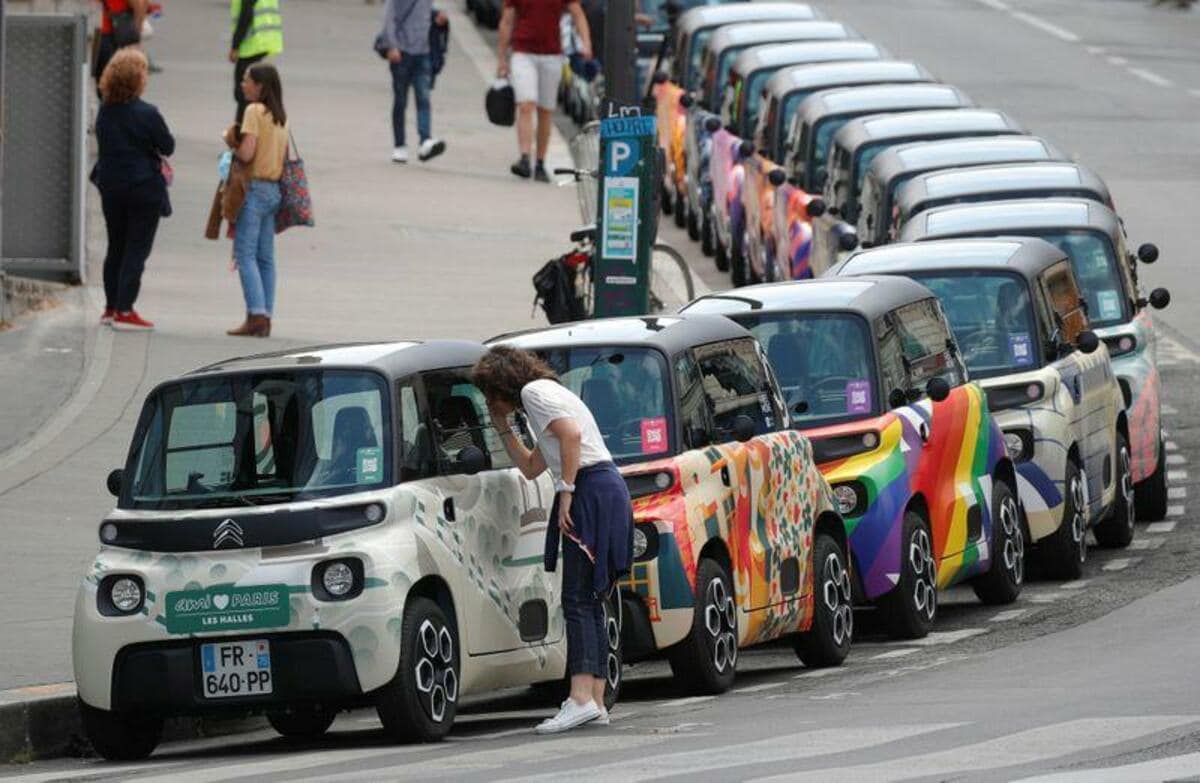 仏シトロエン､14歳から免許不要で乗れる2人乗りEV「アミ」発売 大手
