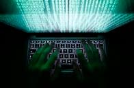 米、イランに極秘のサイバー攻撃　サウジ石油施設の攻撃後に