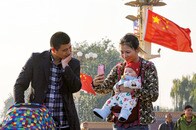 日本も参考にできる!?　コンドーム禁止から大学入試改革まで、中国「少子化対策」の仰天アイデア