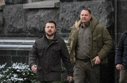 ウクライナ前大統領府長官に汚職捜査、ゼレンスキー氏の元側近