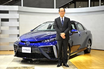 toyotamiraiTU-7v2.jpg