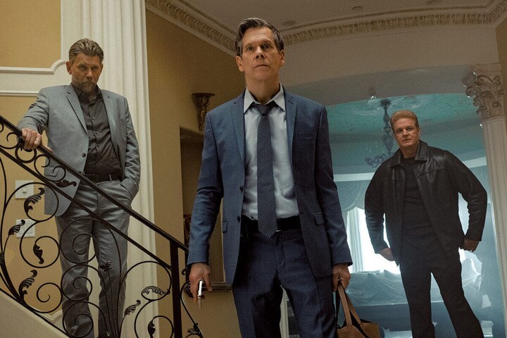 ケビン・ベーコン演じる悪徳刑事グラント