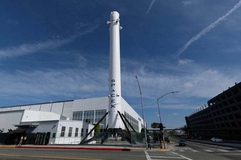 2026年4月、米カリフォルニア州ホーソーンのスペースX社の施設で撮影。 REUTERS/Mike Blake