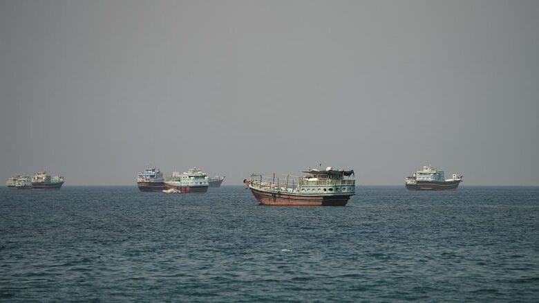 写真はホルムズ海峡。9月6日、オマーンのムサンダムから撮影。REUTERS