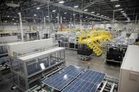 米政権、 太陽光パネル・半導体の主原材料に15％関税へ　6日にも発表