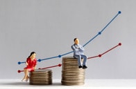 日本の男女の収入格差は、先進国で断トツのトップ